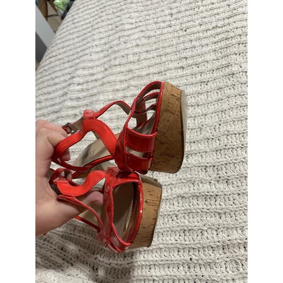 Guess Strappy Sandals WG Aleena T Platform Women's Size 9.5 Coral Orange Heels - Picture 11 of 11